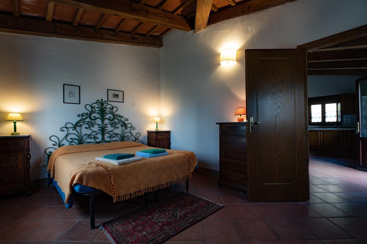 Agriturismo Fattoria Di Gratena อาเรซโซ ภายนอก รูปภาพ
