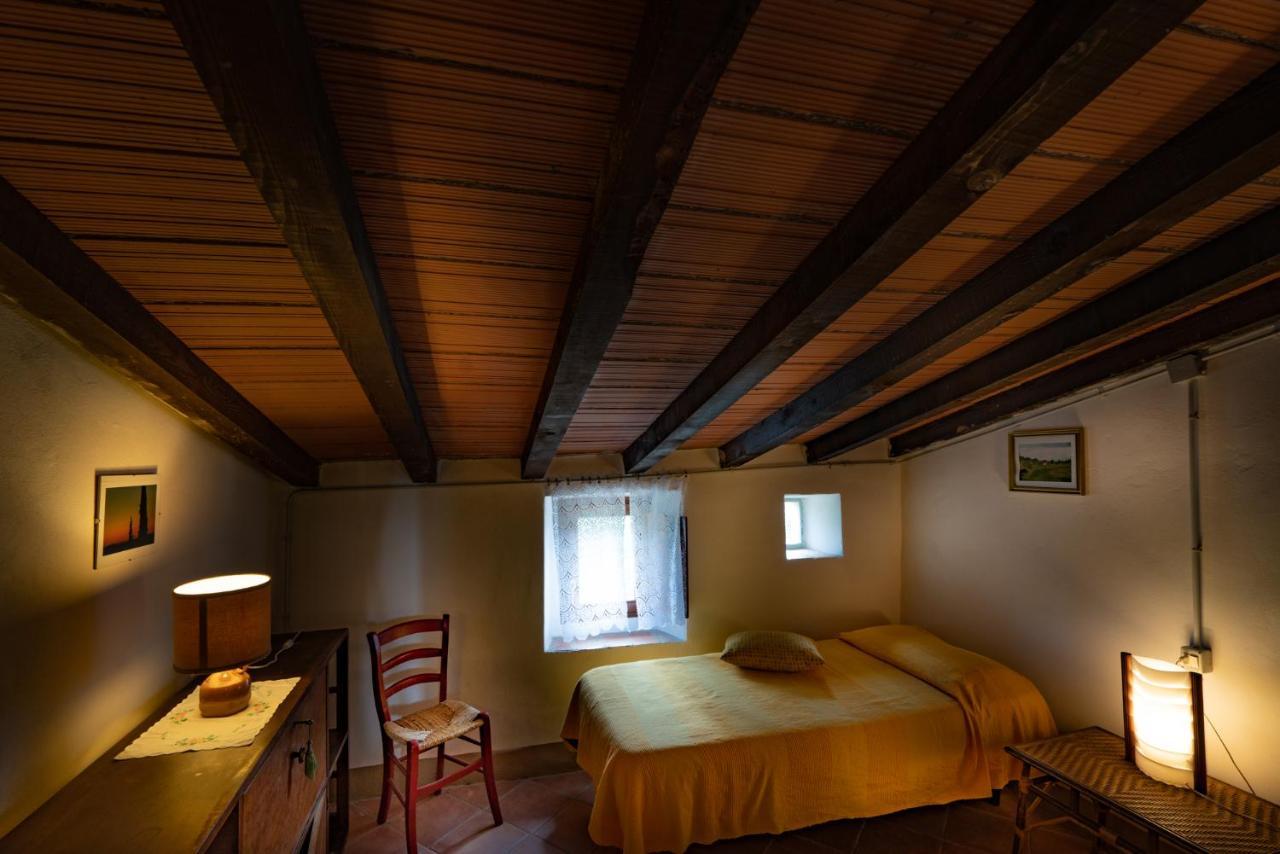 Agriturismo Fattoria Di Gratena อาเรซโซ ภายนอก รูปภาพ